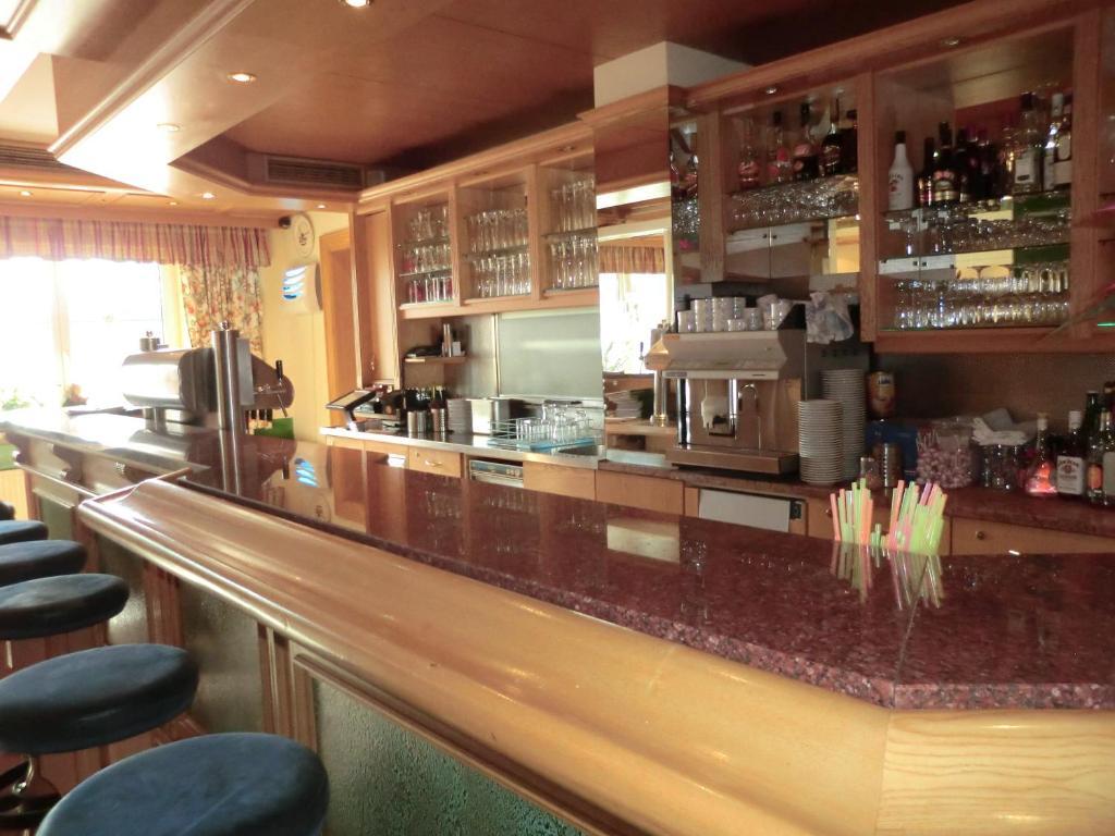 Alpenhotel Tauernstueberl Zell am See Exterior photo